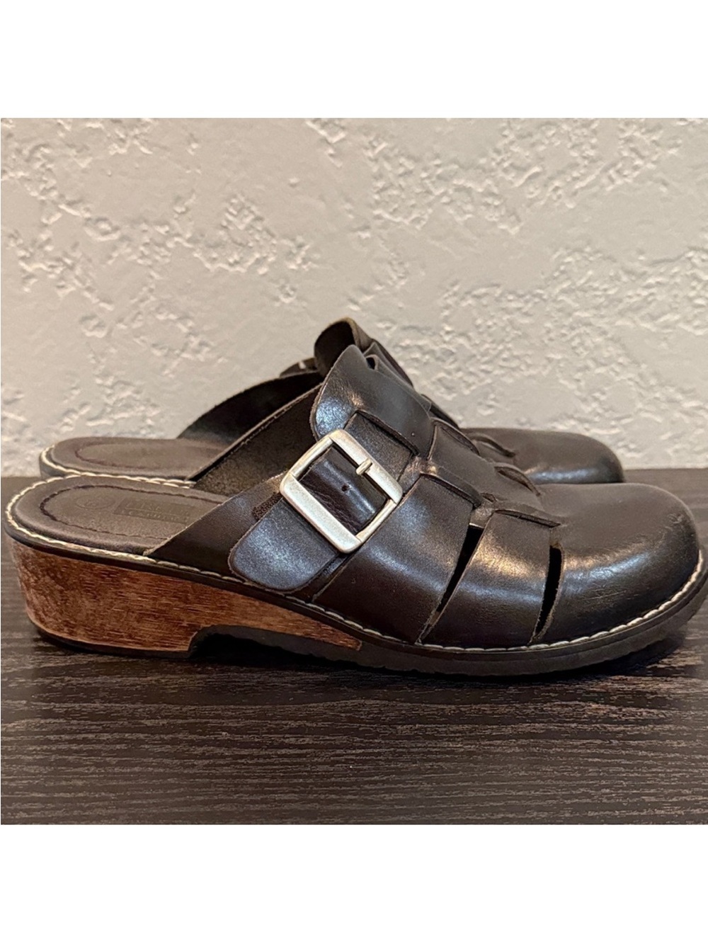 90s leather slides woven